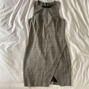 Banana Republic houndstooth plaid dress